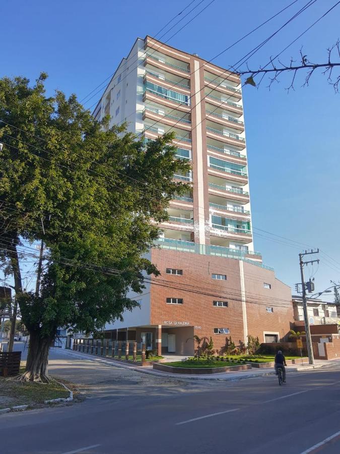 Apartamento Com Vista Pro Mar Proximo Ao Beto Carrero Penha  Esterno foto