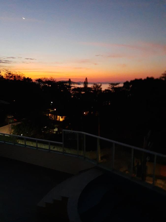 Apartamento Com Vista Pro Mar Proximo Ao Beto Carrero Penha  Esterno foto